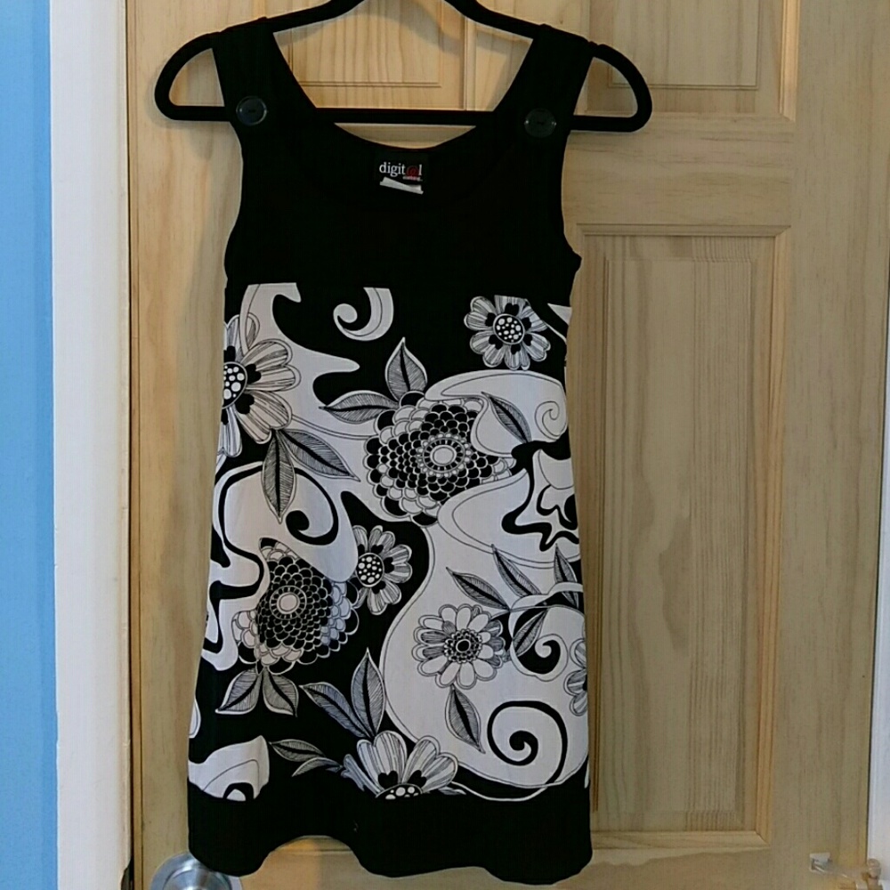 Black and white dress